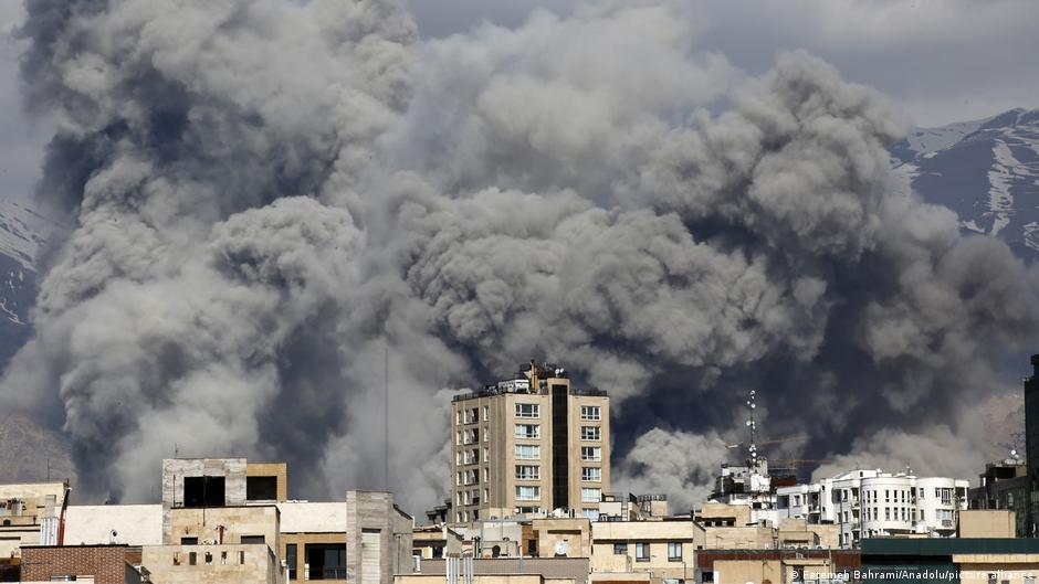 Middle East on Edge: Iran Retaliates Against US & Israel